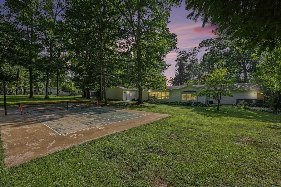 215 Wickenham Drive, Spring Arbor, MI 49283 - #2