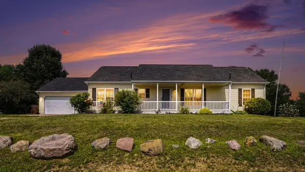 1082 Azalea Drive, Jackson, MI 49201