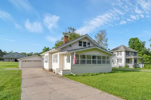 925 E Michigan Avenue, GrassLake, MI 49240