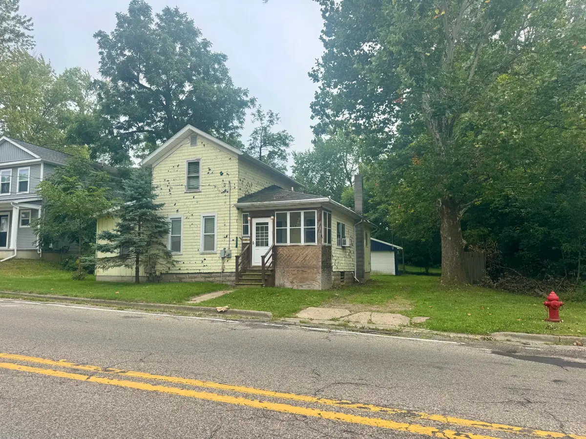 515 E North Street, Jackson, MI 49202 - #1