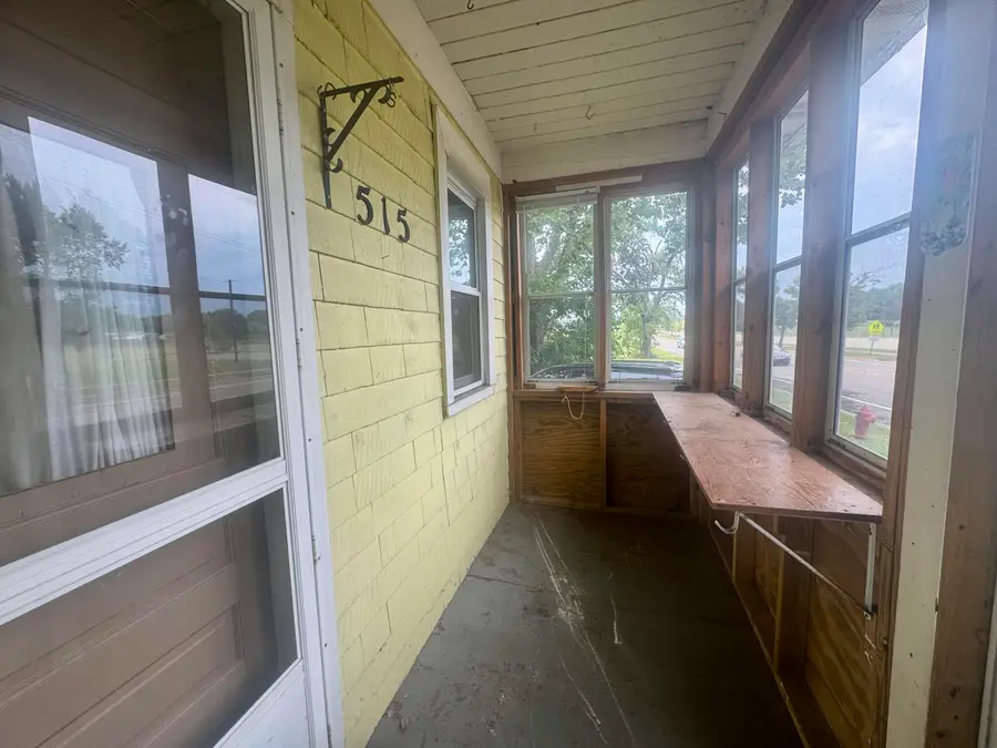 515 E North Street, Jackson, MI 49202 - #2