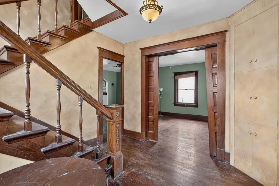18 Armstrong Street, Hillsdale, MI 49242 - #2