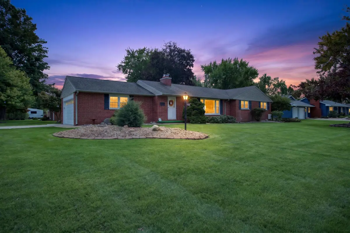 903 Thorntree Boulevard, Jackson, MI 49203 - #1