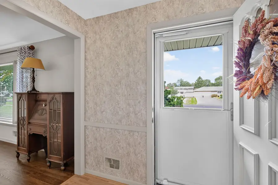 903 Thorntree Boulevard, Jackson, MI 49203 - #2
