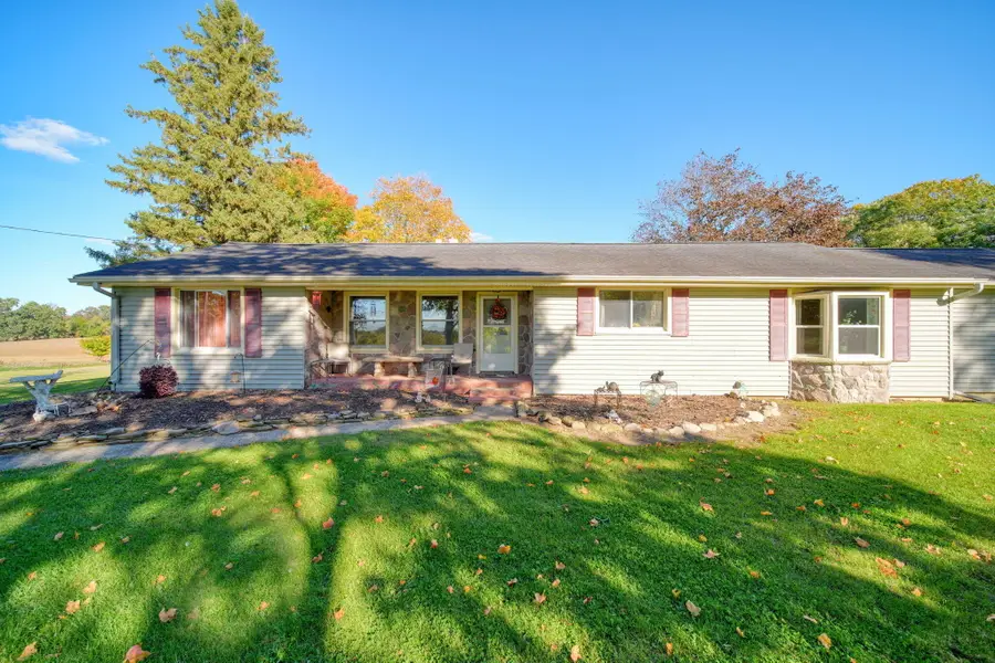 3805 N Parma Road, Parma, MI 49269 - #2