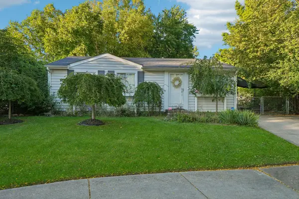 7 Burlingame Court, AnnArbor, MI 48108