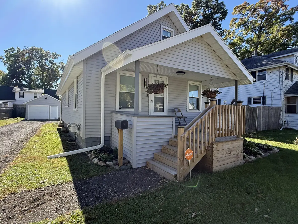 635 Madison Street, Jackson, MI 49202 - #1