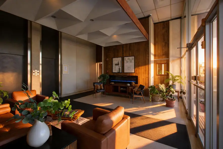 715 W Michigan Avenue Unit: 303, Jackson, MI 49201 - #3