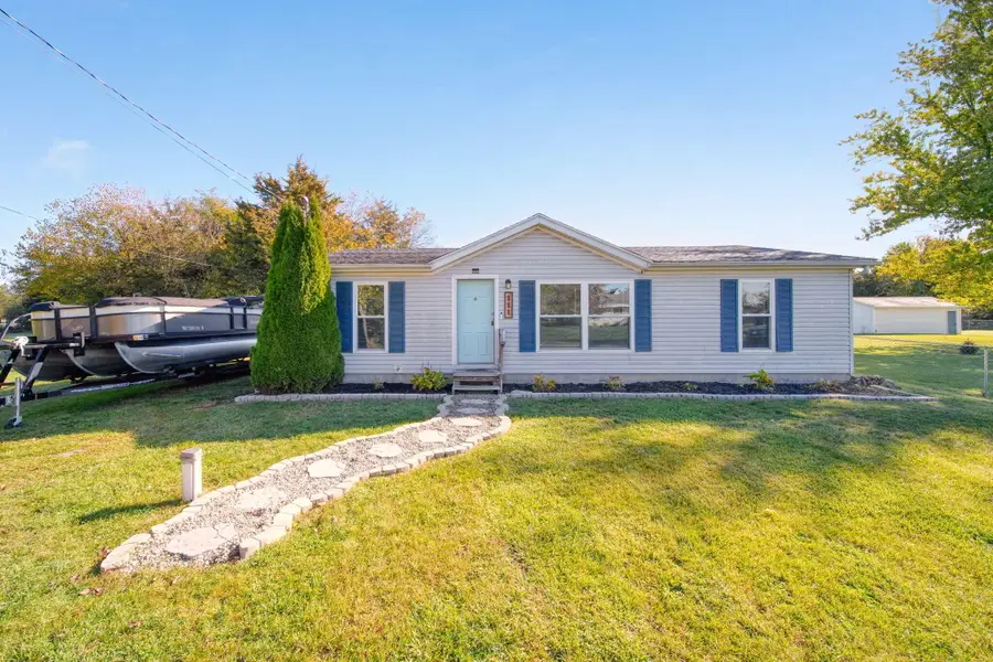 111 Victoria Drive, Brooklyn, MI 49230 - #2