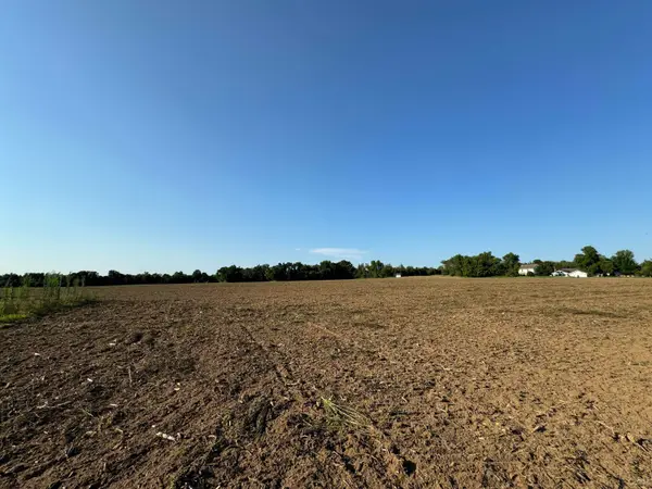 3811 Torin LN, Adrian, MI 49221