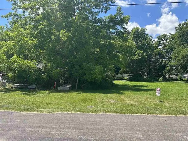 710 Parkwood AVE, Blissfield, MI 49228 - Image #1