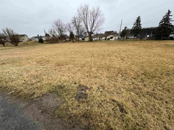 8861 Sussex DR, Onsted, MI 49265