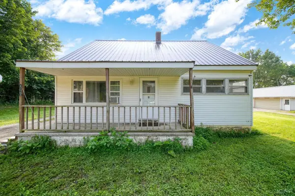 407 S Comstock ST, Addison, MI 49220