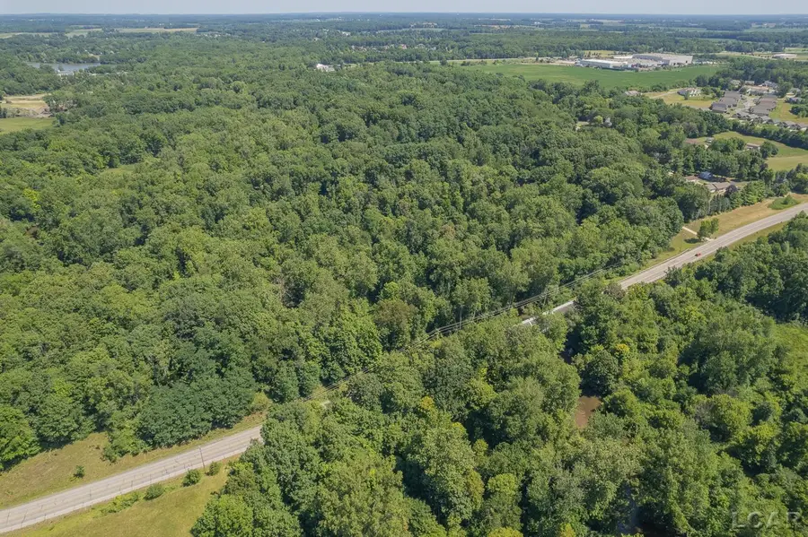 700 E Russell RD, Tecumseh, MI 49286 - Image #3