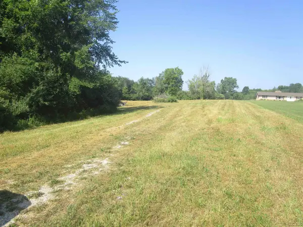 9000 Matthews HWY, Tecumseh, MI 49286