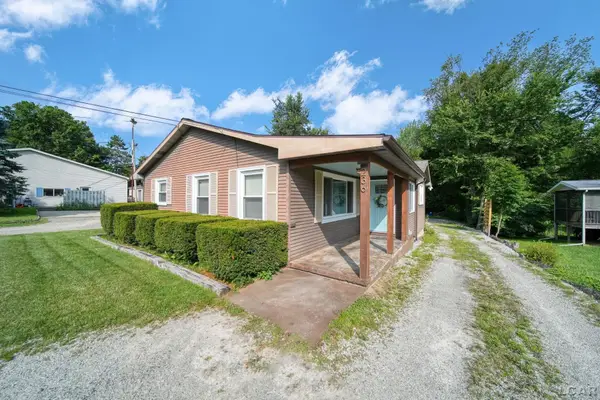 236 S Steer ST, Addison, MI 49220