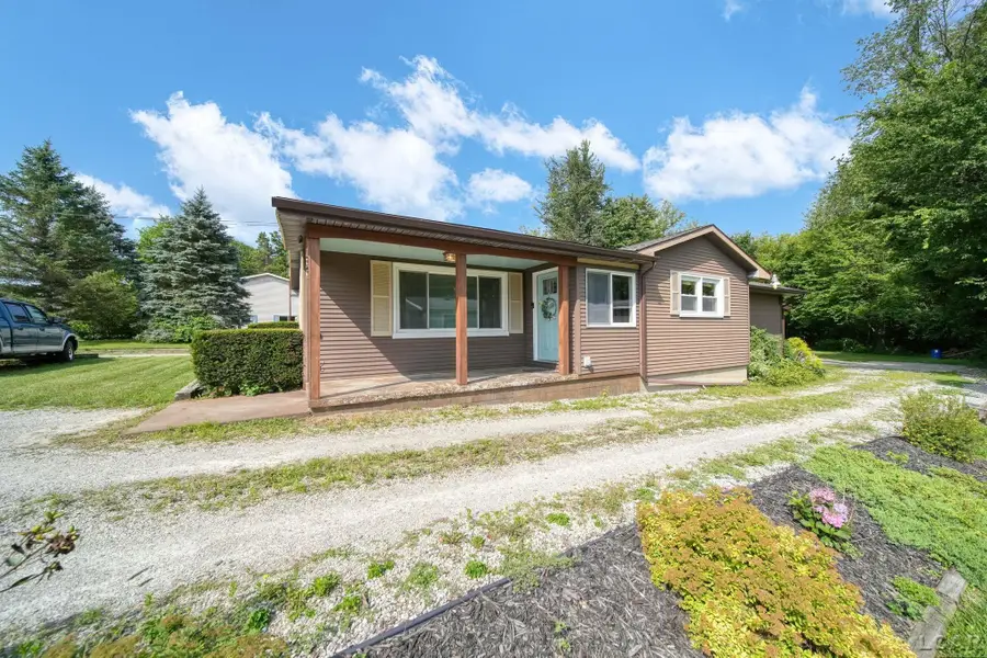 236 S Steer ST, Addison, MI 49220 - Image #3