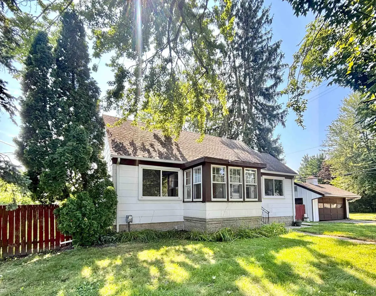 105 S Monroe ST, Blissfield, MI 49228 - Image #1