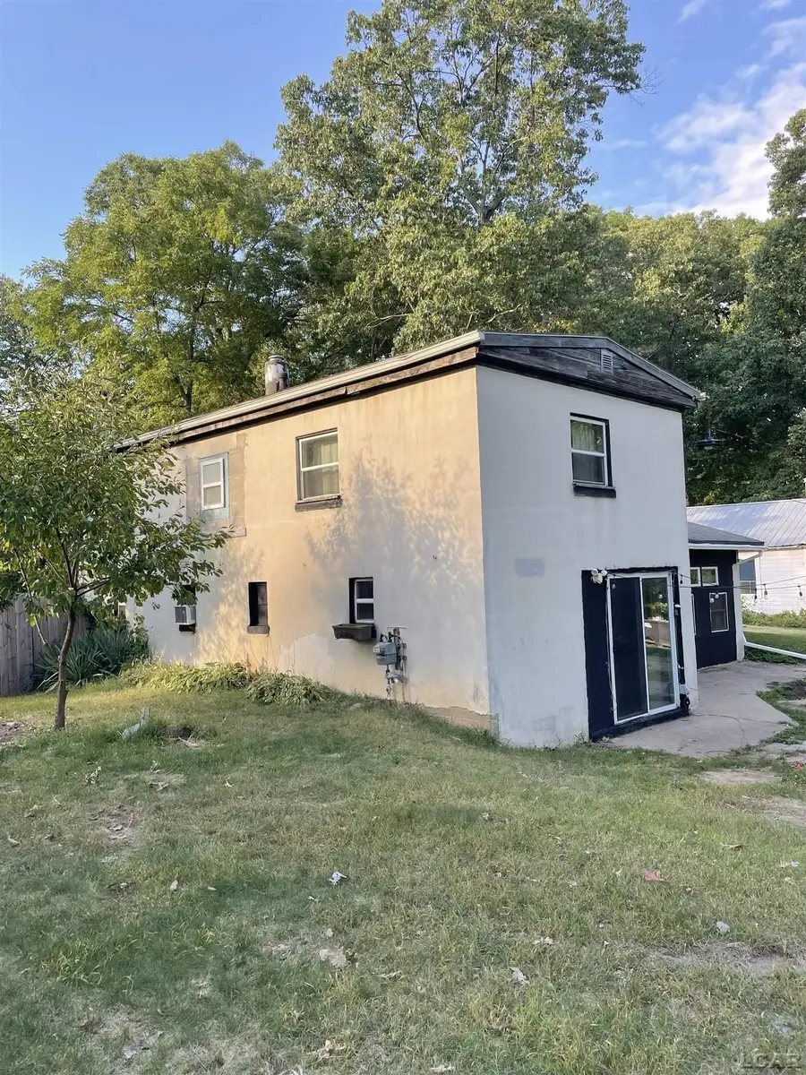 104 clyde james RD, Pleasant Lake, MI 49272 - Image #2