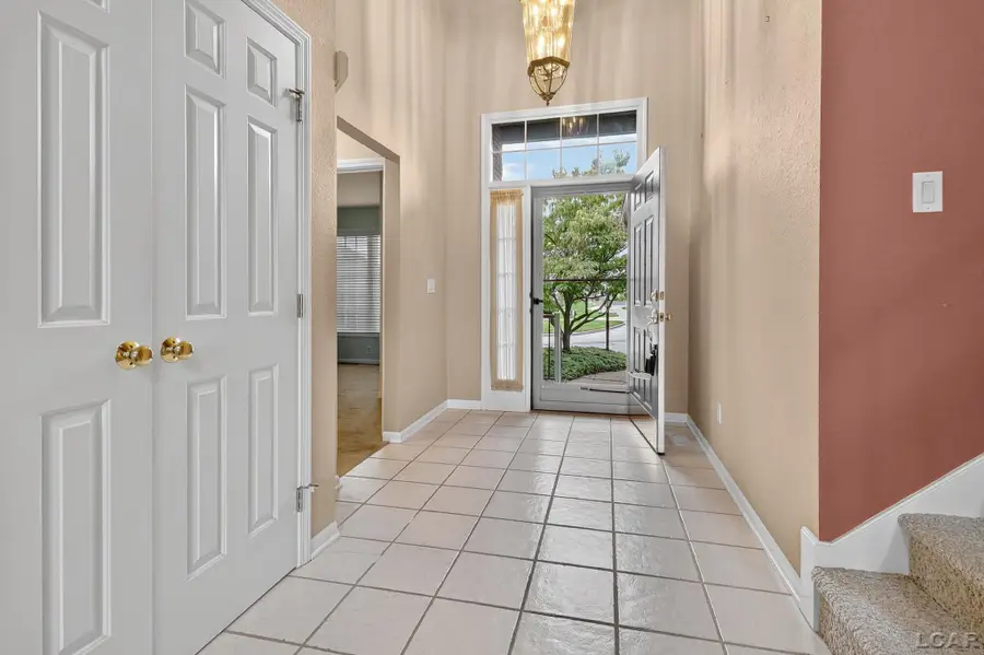 664 Korey's CIR, Blissfield, MI 49228 - Image #2