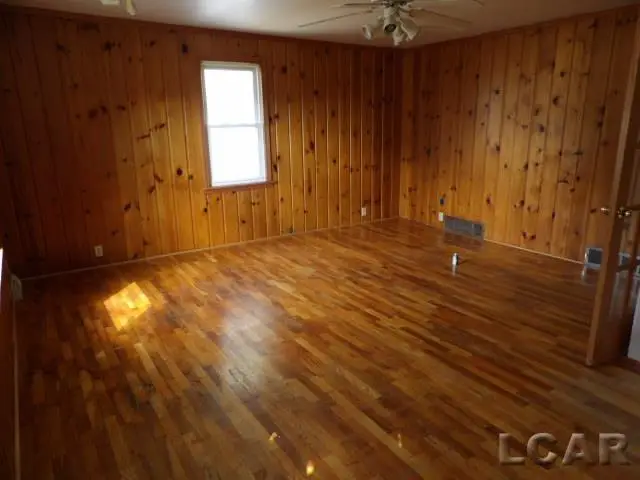 225 Ackerson Lake DR, Jackson, MI 49201 - Image #3