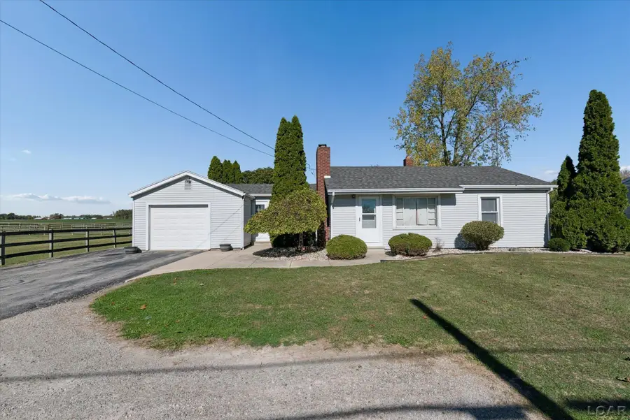 5576 W Beecher RD, Adrian, MI 49221 - Image #3