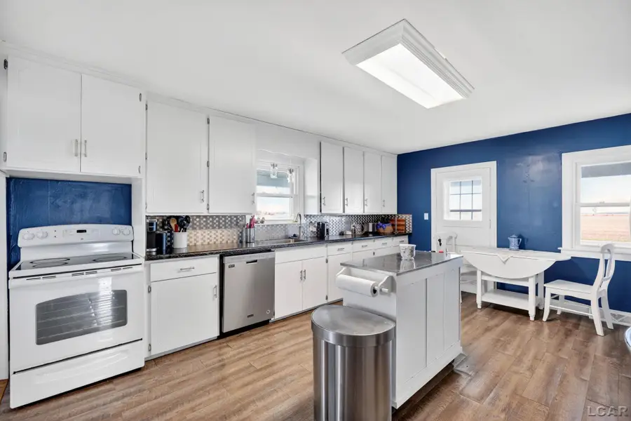 6404 S County Line HWY, Blissfield, MI 49228 - Image #3