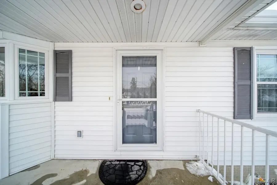 14401 Limerick LN, Somerset Township, MI 49233 - Image #2