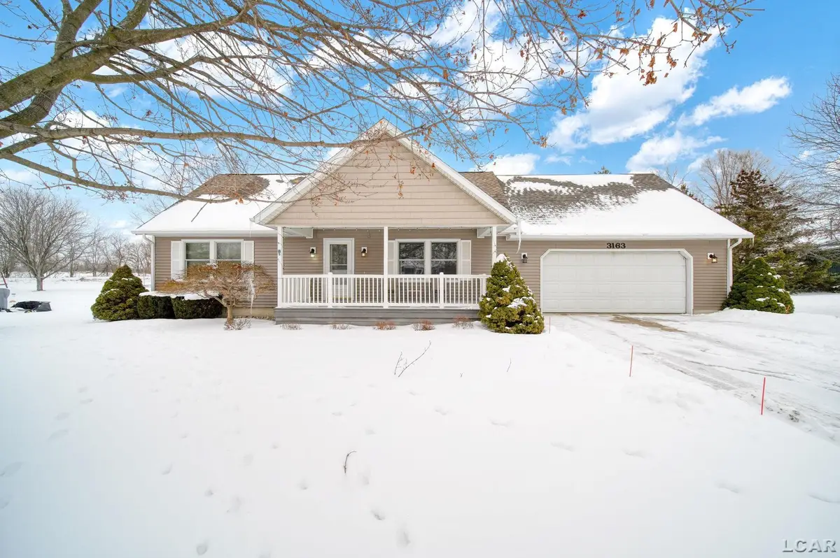 3163 Birch RUN, Adrian, MI 49221 - Image #1