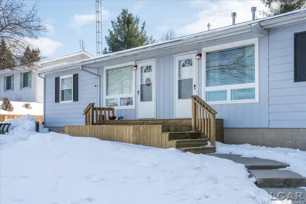 3917 Spielman RD, Adrian, MI 49221