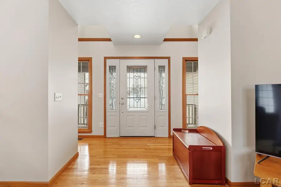 607 Red Maple DR, Tecumseh, MI 49286 - Image #2