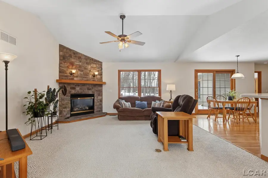 607 Red Maple DR, Tecumseh, MI 49286 - Image #3