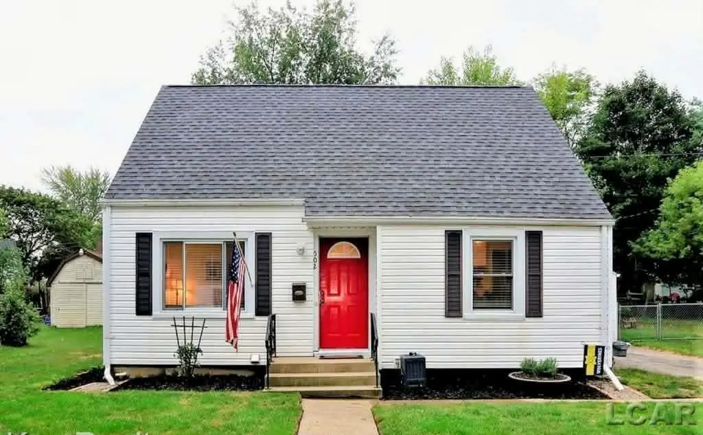 502 Center DR, Tecumseh, MI 49286 - #1