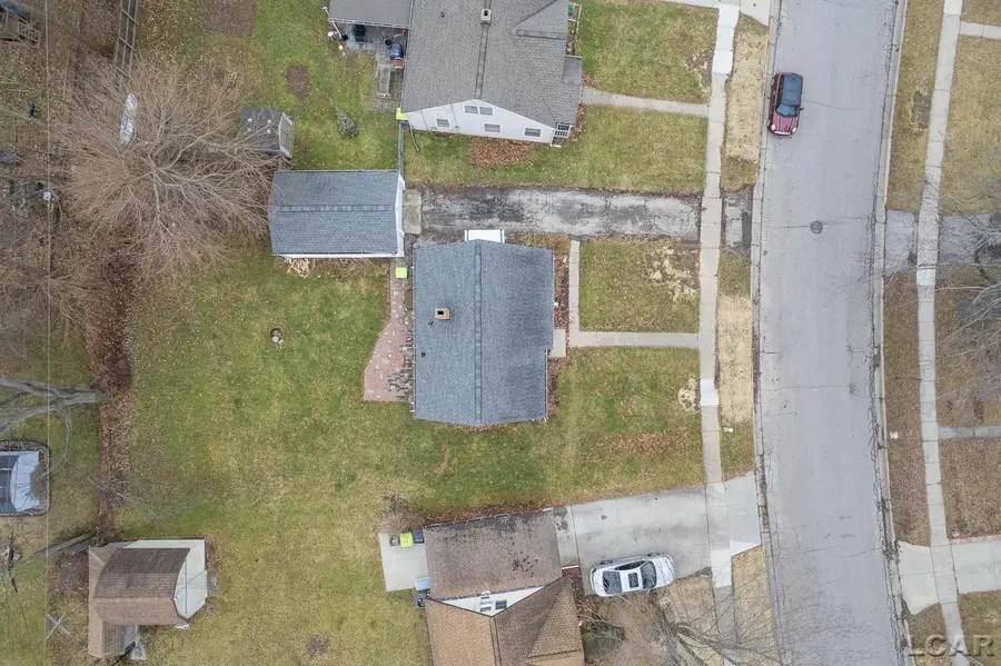 502 Center DR, Tecumseh, MI 49286 - #3