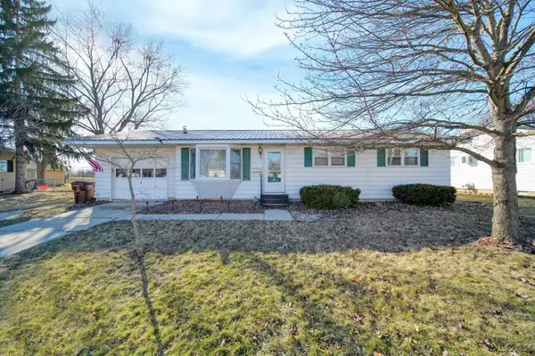 107 Renfrew AVE, Adrian, MI 49221