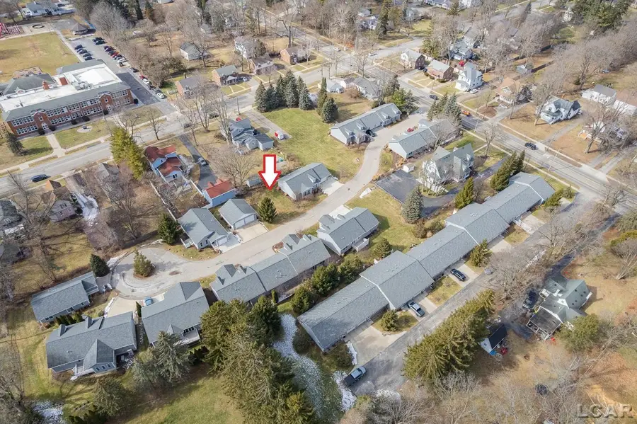 967 W Maumee ST, Adrian, MI 49221 - #3