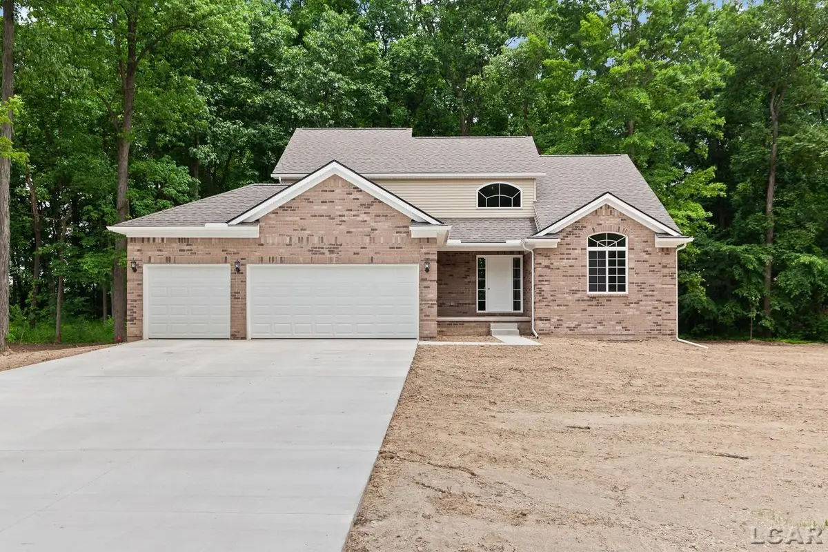 1066 Preservation DR, Tecumseh, MI 49286 - #1