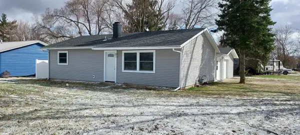 1169 Division ST, Adrian, MI 49221