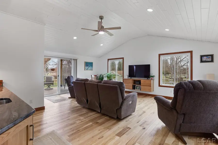 406 Seminole DR, Tecumseh, MI 49286 - #2