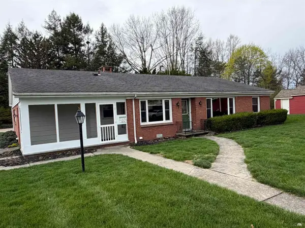 116 Sherman ST, Blissfield, MI 49228