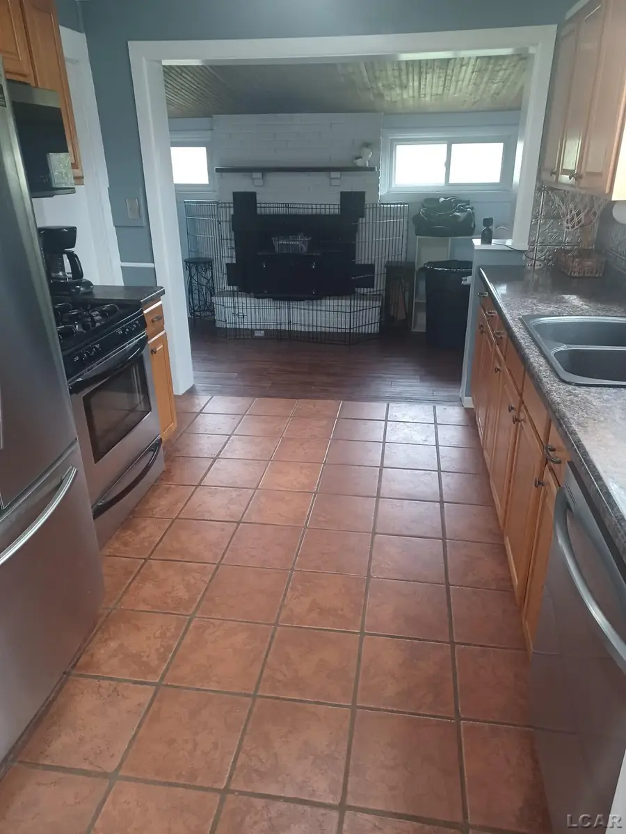 5021 Ogden HWY, Adrian, MI 49221 - #2