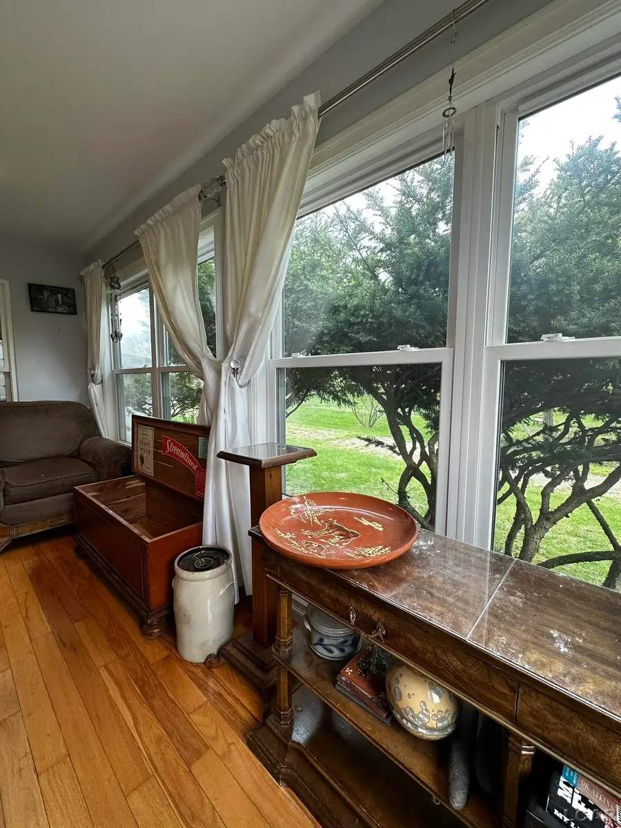 515 S Pearl ST, Tecumseh, MI 49286 - #3