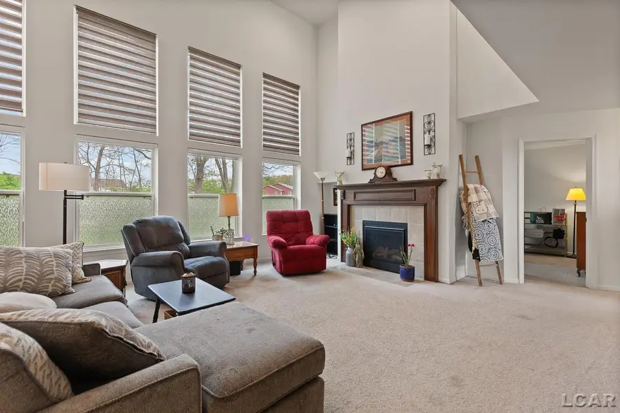 4563 Kelsey AVE, Adrian, MI 49221 - #2