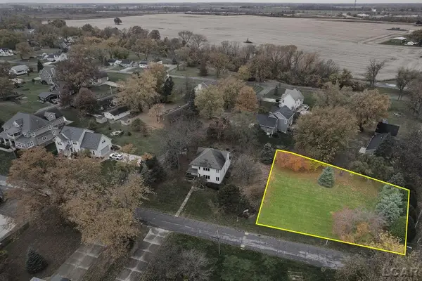 Lakeshore DR, LaSalle, MI 48145