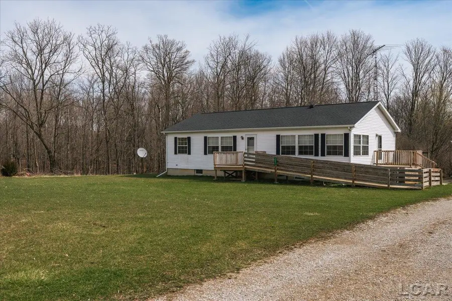 4291 Waldron RD, North Adams, MI 49262 - #3