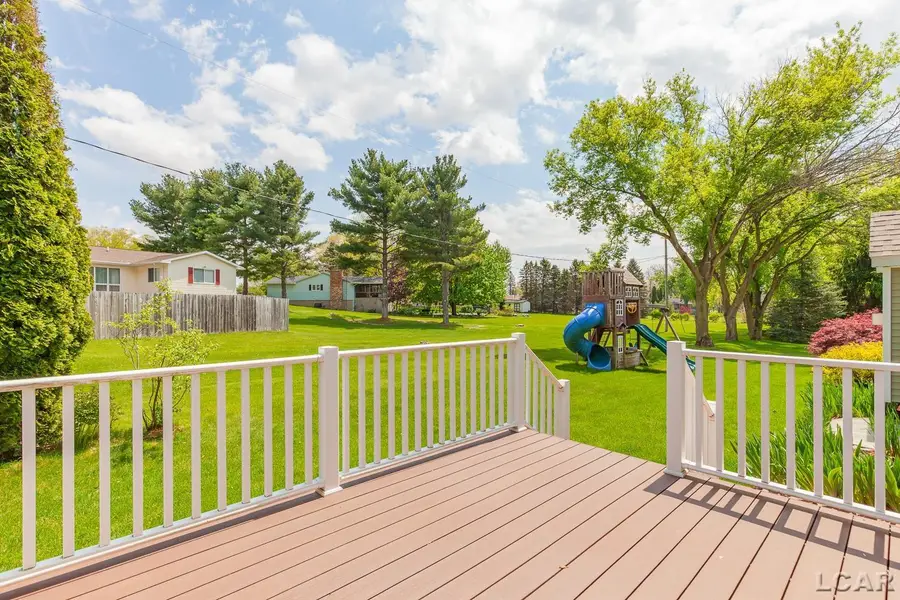 800 WOODSTOCK LN, Tecumseh, MI 49286 - #3