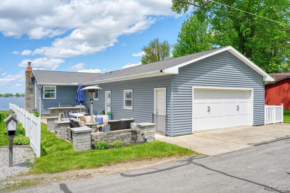 5480 Pleasant Valley RD, Manitou Beach, MI 49253 - #1