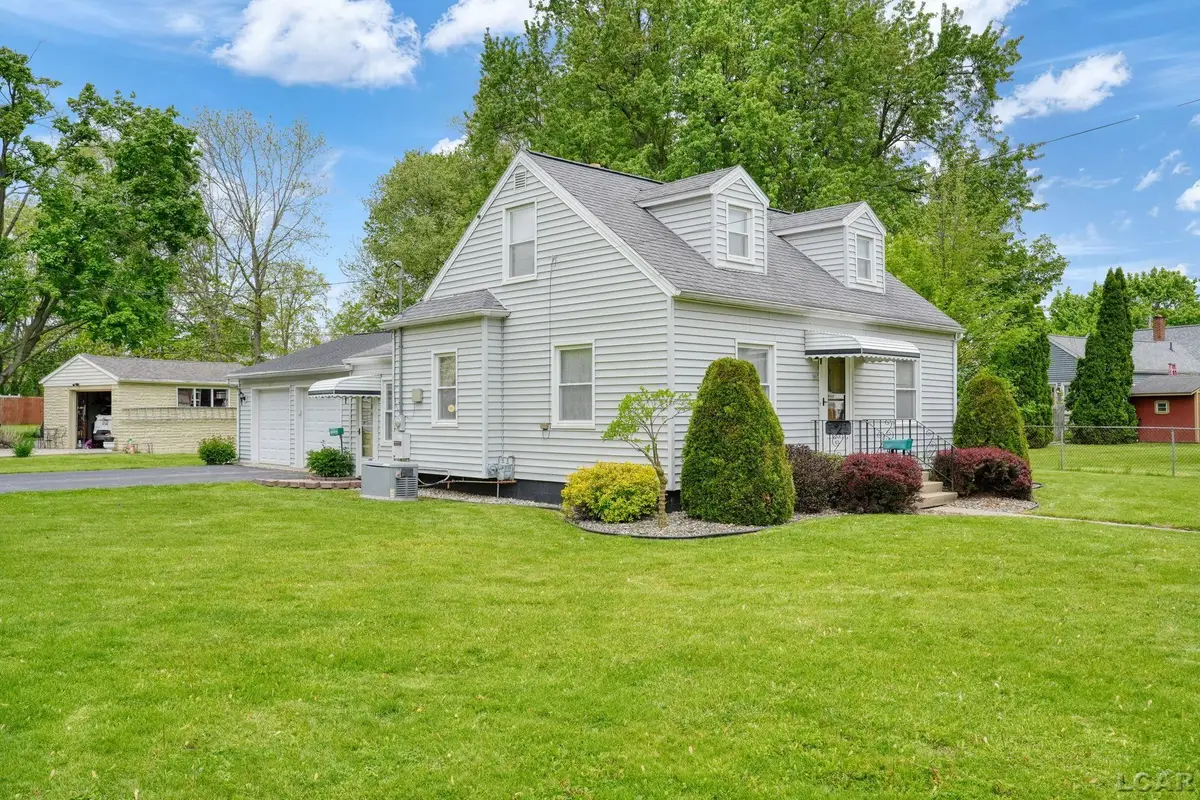 905 Sheffield Ave ST, Adrian, MI 49221 - #1