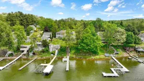 4834 Round Lake HWY, ManitouBeach, MI 49253