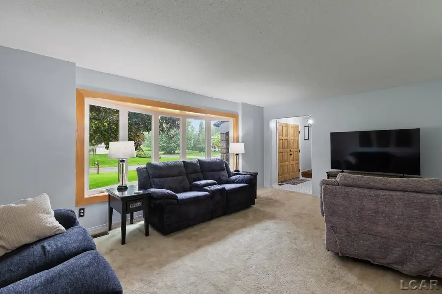 1113 Glendale AVE, Adrian, MI 49221 - #2